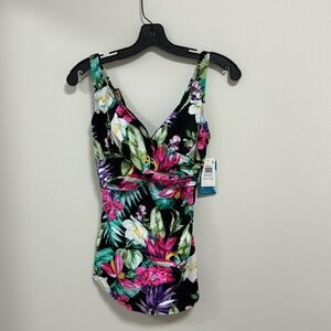 NEW ShapeSolver One Piece Swimsuit Floral US 10
